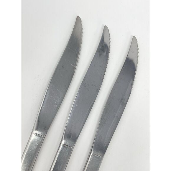Oneida Community Patrick Henry Solid Handle Serrated Steak Knives 8.5” Set Of 3 - Picture 4 of 6